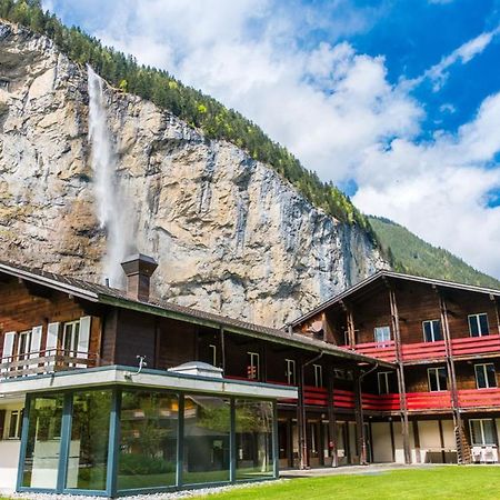 Alpine Base Hostel - Adults Only Lauterbrunnen Ngoại thất bức ảnh